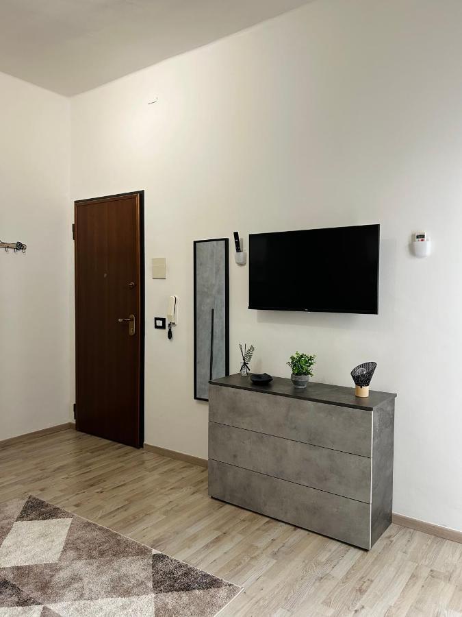 Essential House Apartment Бриндизи Екстериор снимка